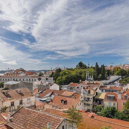 Sunny Design Apt In Praca Das Flores By Lovelystay Lisbon Exterior photo